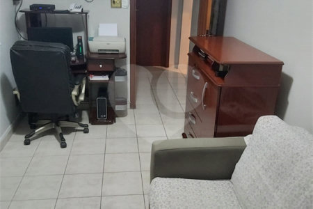 Casa de Vila à venda com 4 quartos, sendo 1 suíte, em Vila Medeiros, São Paulo, SP