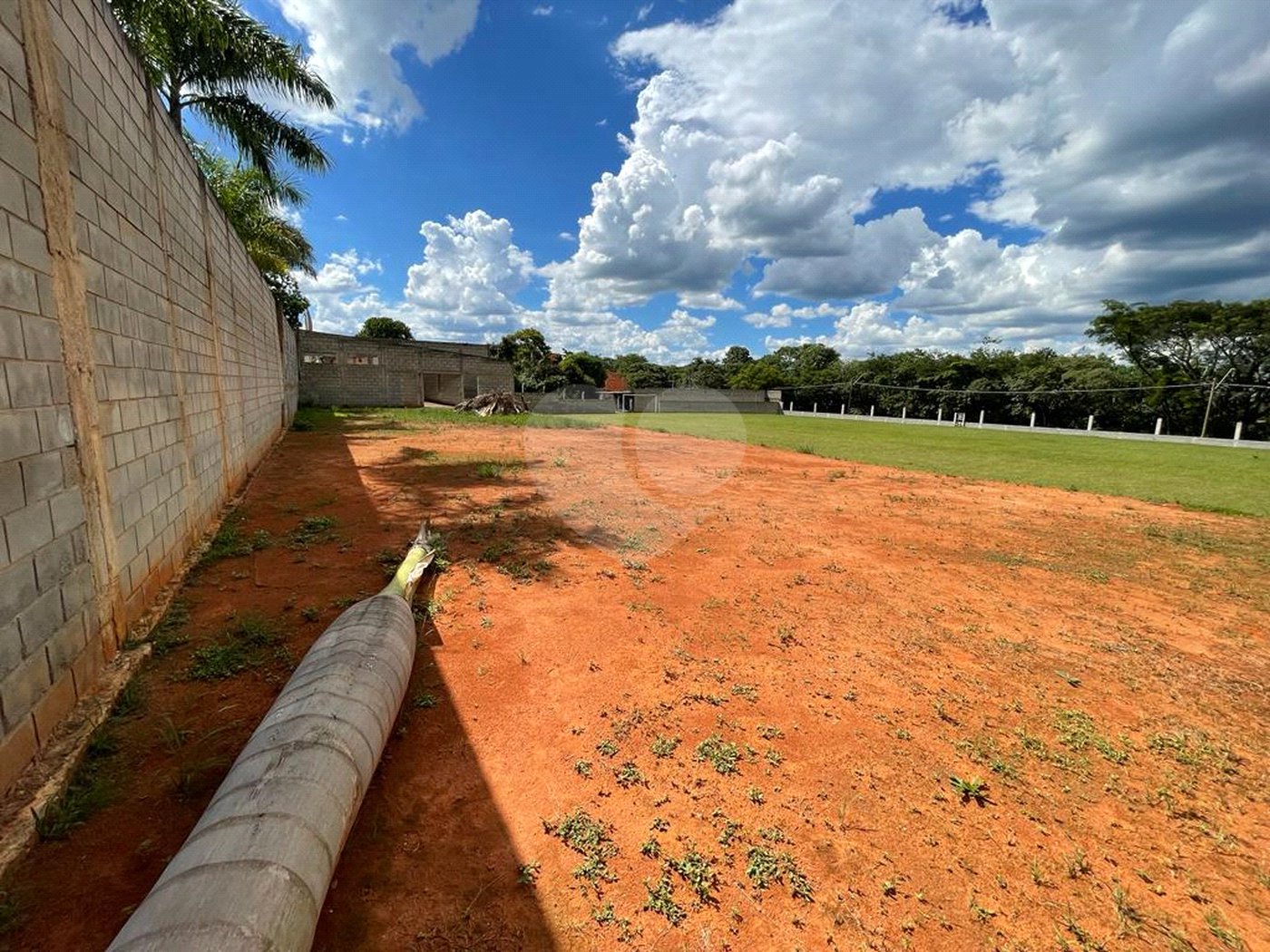 Chácara à venda com 3 suítes no Centro, Araçoiaba da Serra, SP