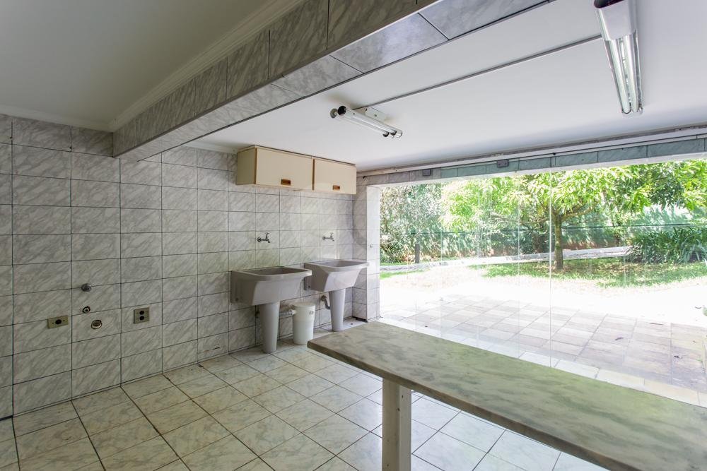 Casa para alugar com 4 suítes no condomínio Chácara Flora, São Paulo - SP