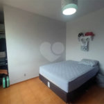 Casa à venda com 2 quartos, sendo 1 suíte, no condomínio Parque Central, Rio de Janeiro - RJ