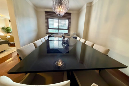Apartamento à venda com 4 suítes em Jardim Marajoara, São Paulo, SP