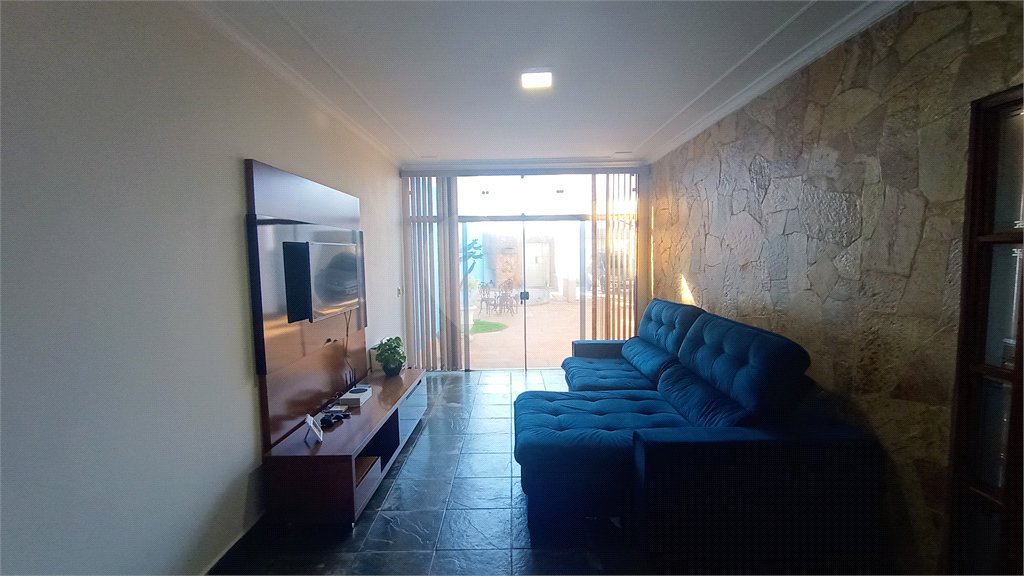 Casa térrea para venda no bairro Jardim Nova São Carlos