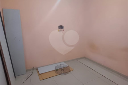 Casa à venda com 3 quartos, sendo 1 suíte, em Senador Camará, Rio de Janeiro, RJ