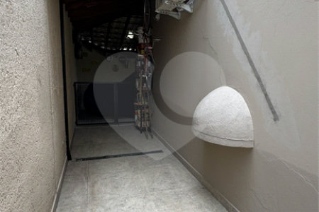 Casa à venda com 3 suítes no condomínio Residencial Delle Stelle, Louveira - SP