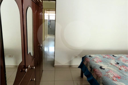 Sobrado à venda com 3 quartos, sendo 1 suíte, em Vila Gustavo, São Paulo, SP