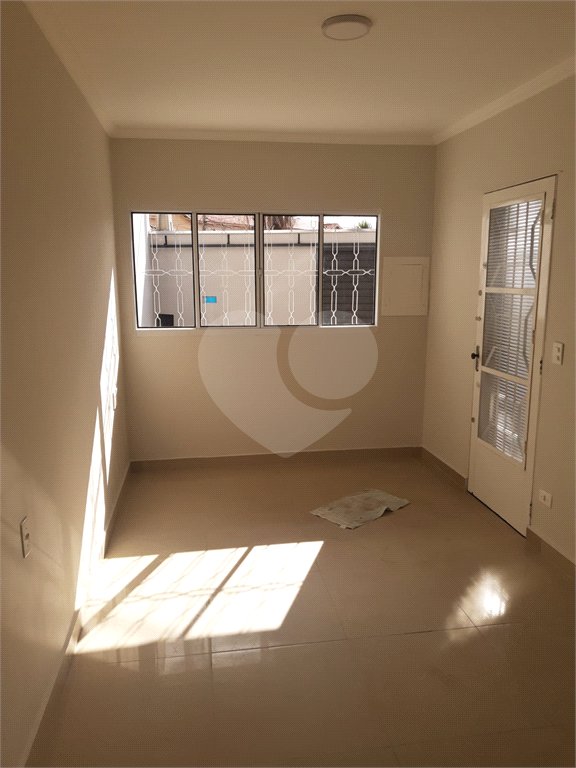 Casa à venda com 4 quartos em Lopes de Oliveira, Sorocaba, SP