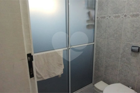 Casa à venda com 4 quartos, sendo 1 suíte, em Jardim Guadalajara, Sorocaba, SP