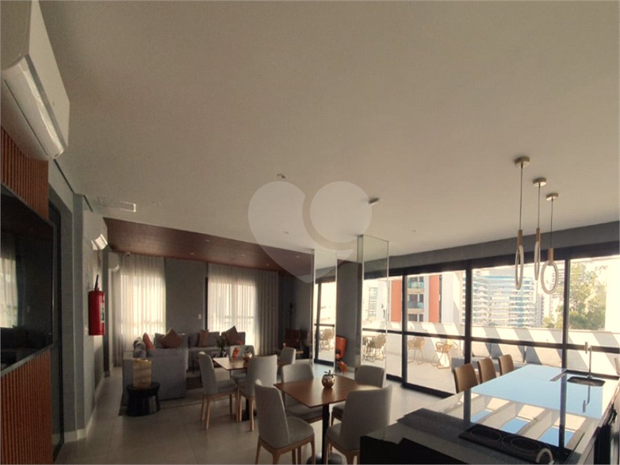 Apartamento à venda ou para alugar em Pinheiros, São Paulo, SP