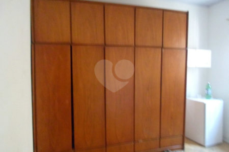 Sobrado à venda com 8 quartos, sendo 7 suítes, em Brooklin, São Paulo, SP