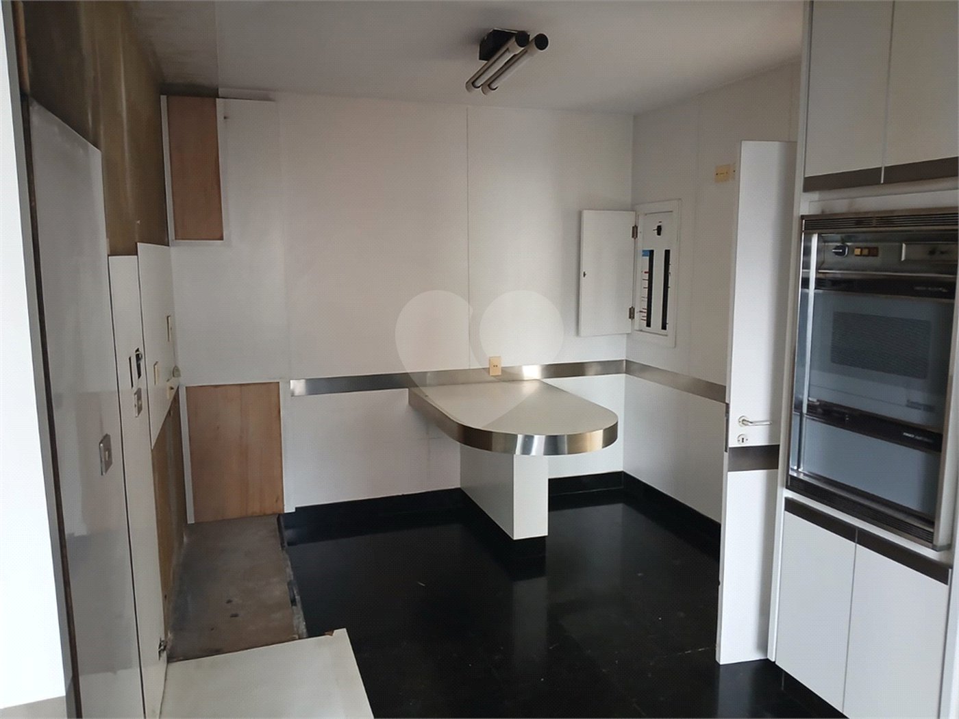 Apartamento à venda com 3 suítes em Santana, São Paulo, SP