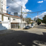 Casa à venda com 3 quartos, sendo 1 suíte, em Vila Cordeiro, São Paulo, SP