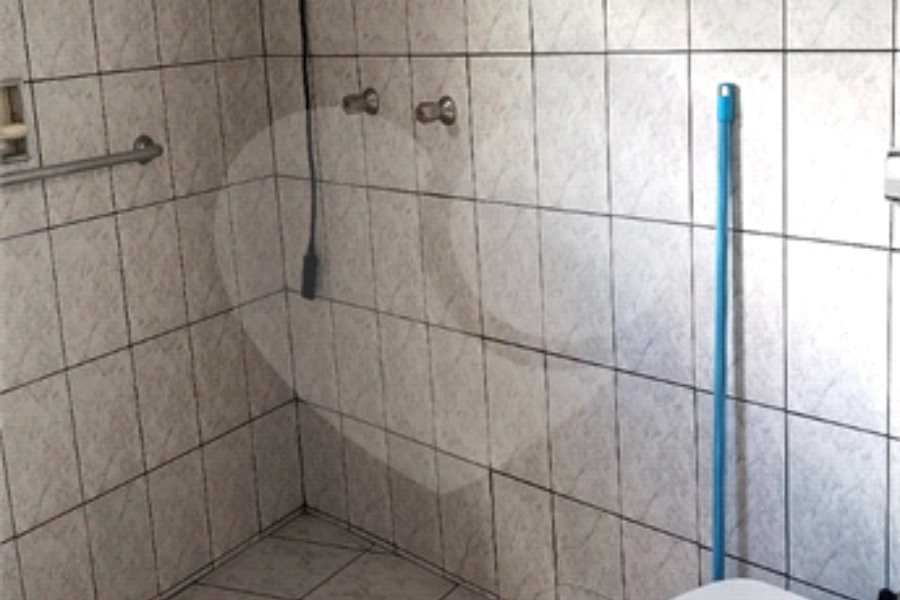 Casa à venda com 6 quartos, sendo 1 suíte, em Tremembé, São Paulo, SP
