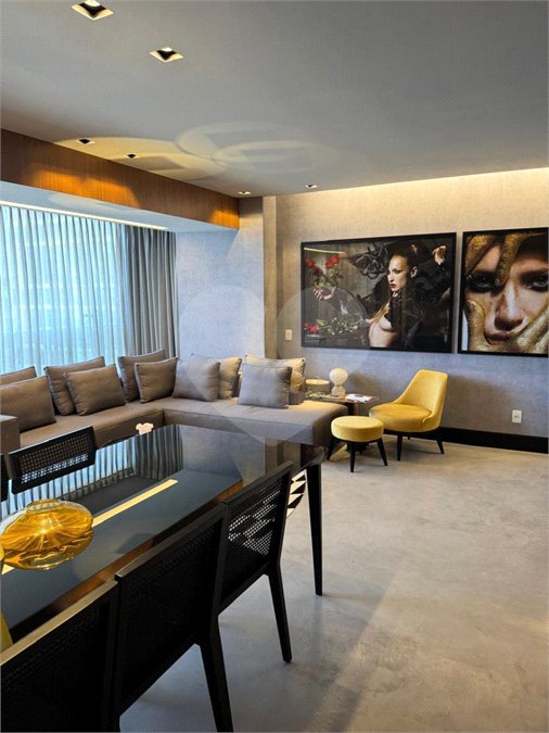 Apartamento à venda com 3 quartos, sendo 2 suítes,  em Brooklin Paulista, São Paulo, SP