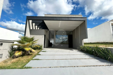 Casa à venda com 3 quartos, sendo 1 suíte, no condomínio Villagio Wanel, Sorocaba - SP