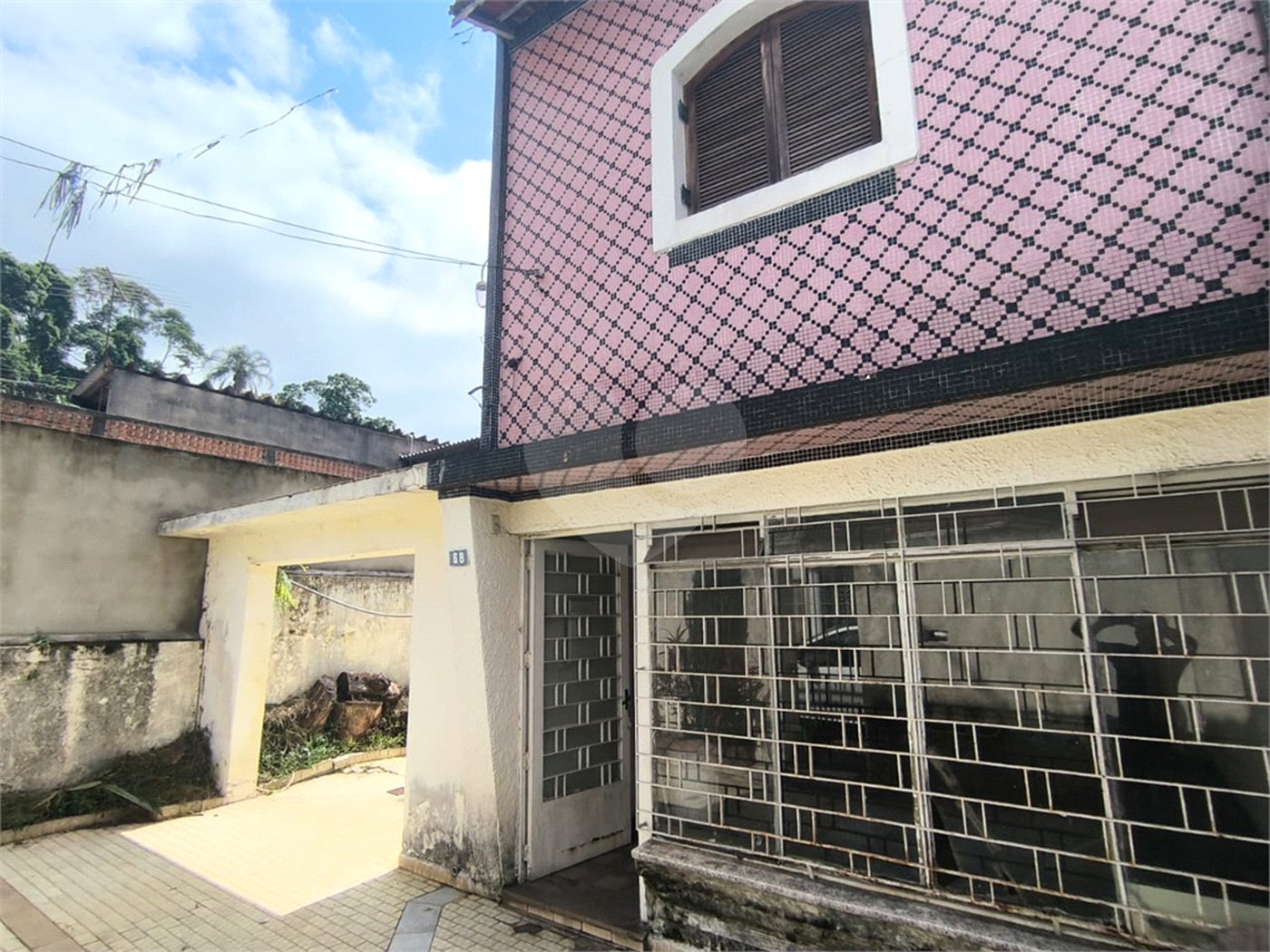 Sobrado à venda com 3 quartos, sendo 1 suíte, em Tremembé, São Paulo, SP