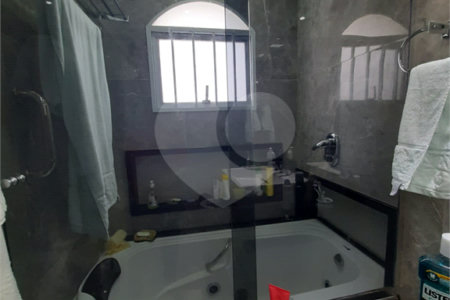 Sobrado à venda com 3 quartos, sendo 1 suíte, em Vila Medeiros, São Paulo, SP
