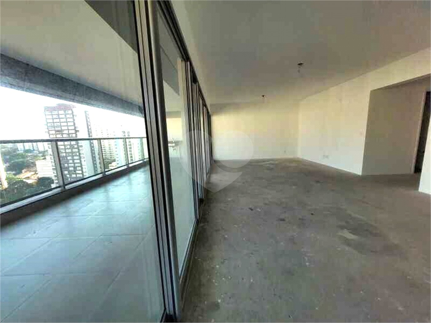 Apartamento à venda com 3 suítes em Água Branca, São Paulo, SP