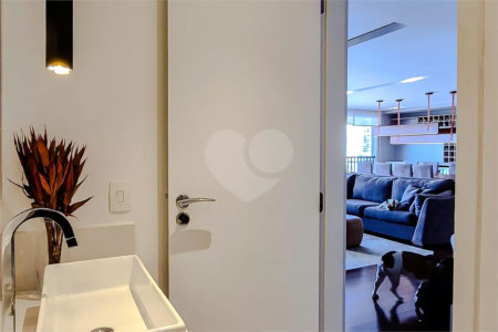 Apartamento à venda com 4 quartos, sendo 3 suítes, em Vila Romana, São Paulo, SP