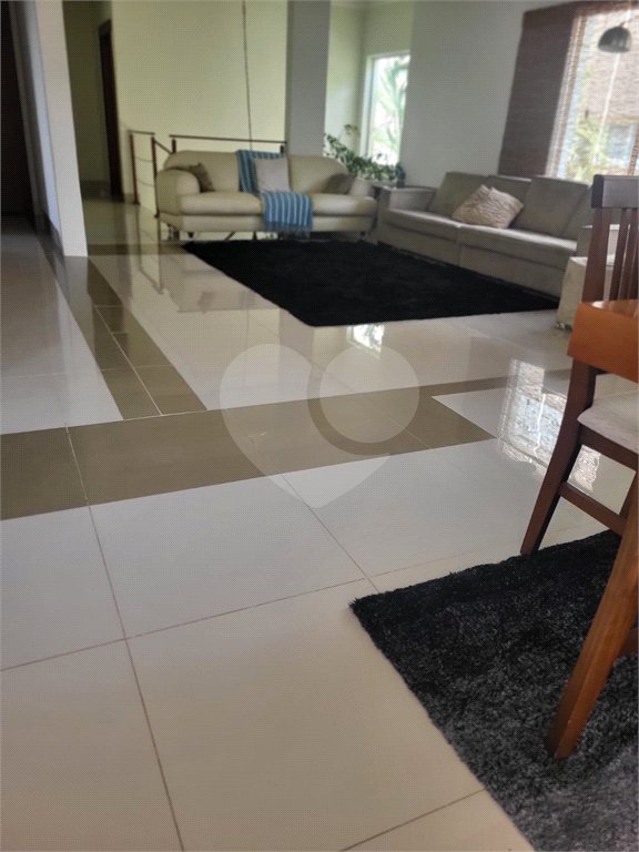 Casa à venda com 4 suítes no condomínio Jardim Theodora, Itu - SP