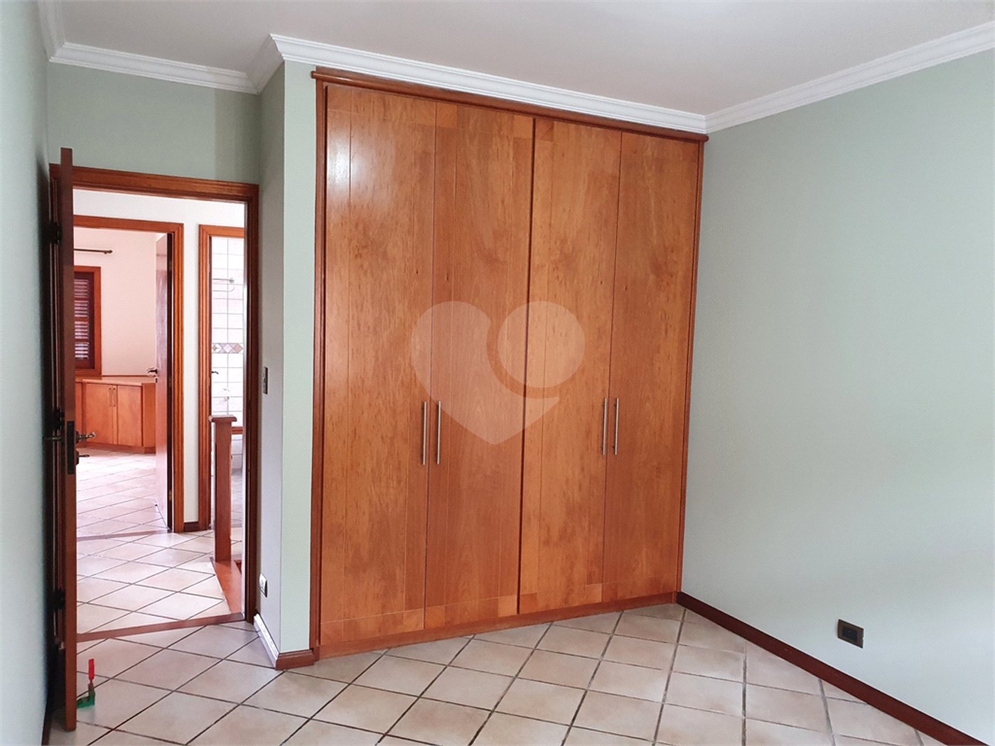 Sobrado à venda com 3 quartos, sendo 1 suíte, em Brooklin, São Paulo, SP