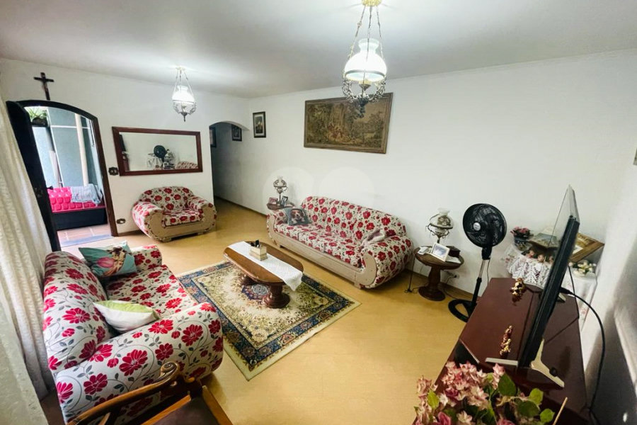 Casa à venda com 4 quartos, sendo 2 suítes, em Vila Maria, São Paulo, SP