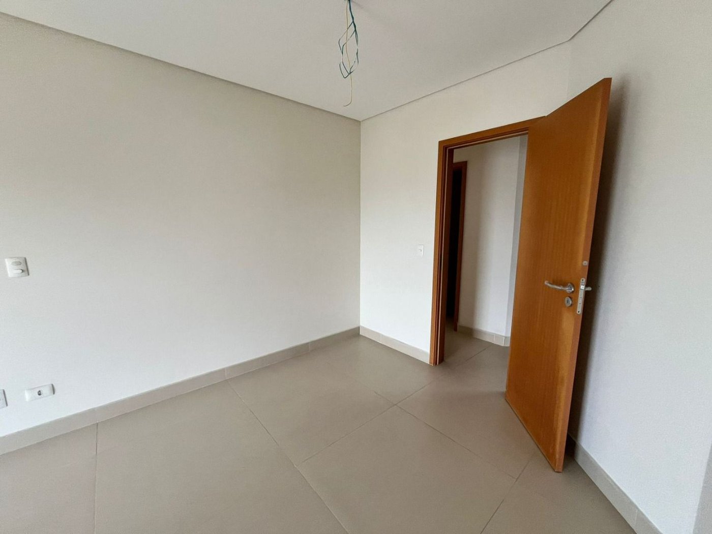 Cobertura com 3 dormitórios à venda, 270 m² por R$ 2.890.000,00 - Barra Funda - Guarujá/SP
