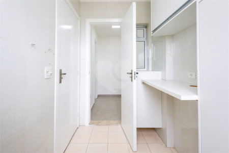 Apartamento à venda com 4 quartos, sendo 2 suítes,  em Indianópolis, São Paulo, SP
