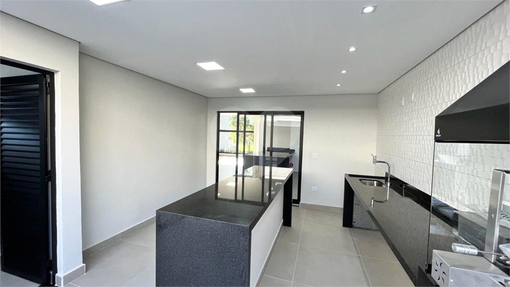Casa à venda com 4 quartos, sendo 3 suítes, no condomínio Campos do Conde Sorocaba, Sorocaba - SP