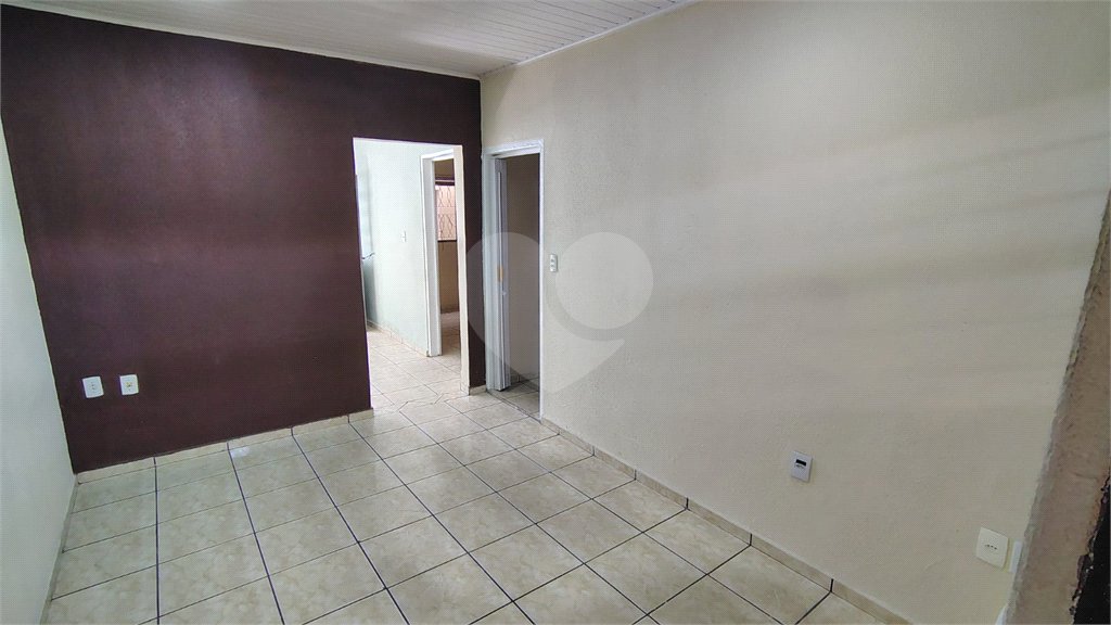 Casa à venda com 2 quartos em Vila Hortência, Sorocaba, SP
