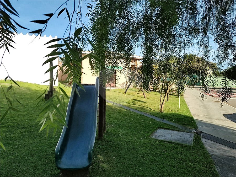 Casa à venda com 3 suítes no condomínio Campos do Conde I e II, Sorocaba - SP