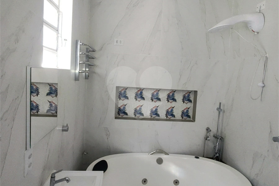 Casa à venda com 2 suítes em Água Fria, São Paulo, SP