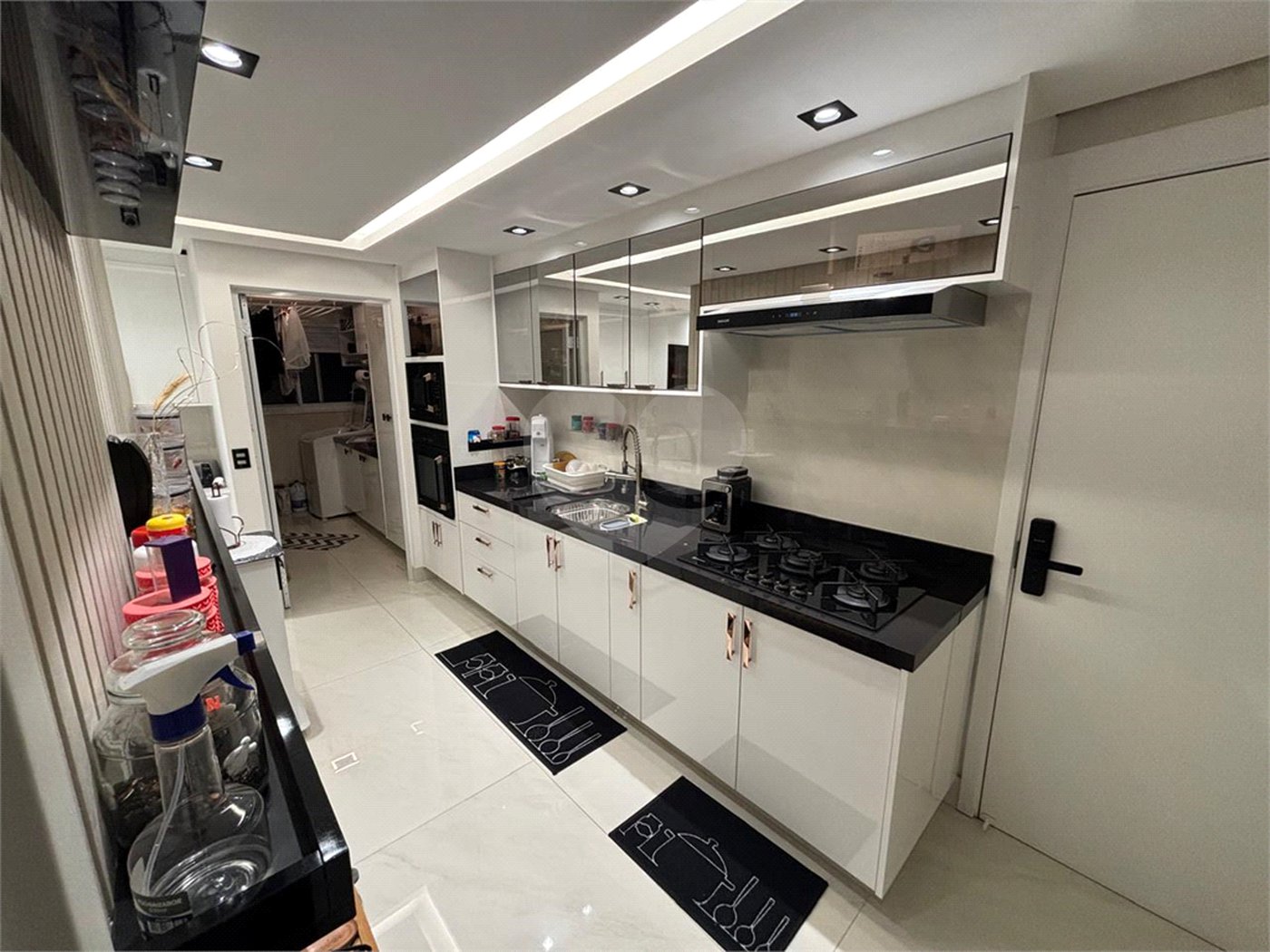 Apartamento à venda com 4 quartos, sendo 1 suíte, em Jardim Vazani, São Paulo, SP