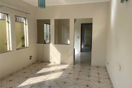 Casa Térrea para alugar com 3 quartos, sendo 1 suíte, em Vila Ipojuca, São Paulo, SP