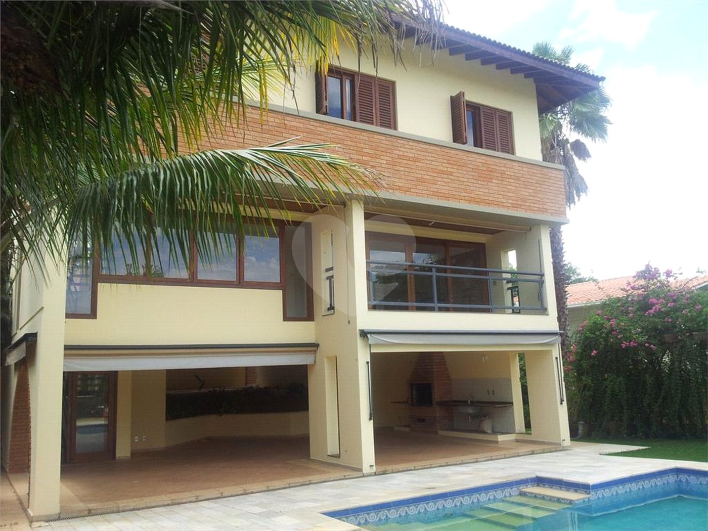 Casa à venda com 3 quartos, sendo 1 suíte, no condomínio Vinhas da Vista Alegre - Lado Café, Vinhedo - SP