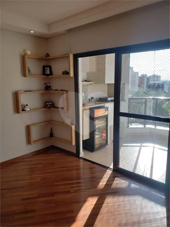 Apartamento à venda com 2 quartos, sendo 1 suíte,  em Vila Suzana, São Paulo, SP