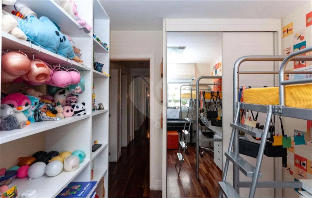 Apartamento para alugar com 3 quartos, sendo 1 suíte, em Água Branca, São Paulo, SP
