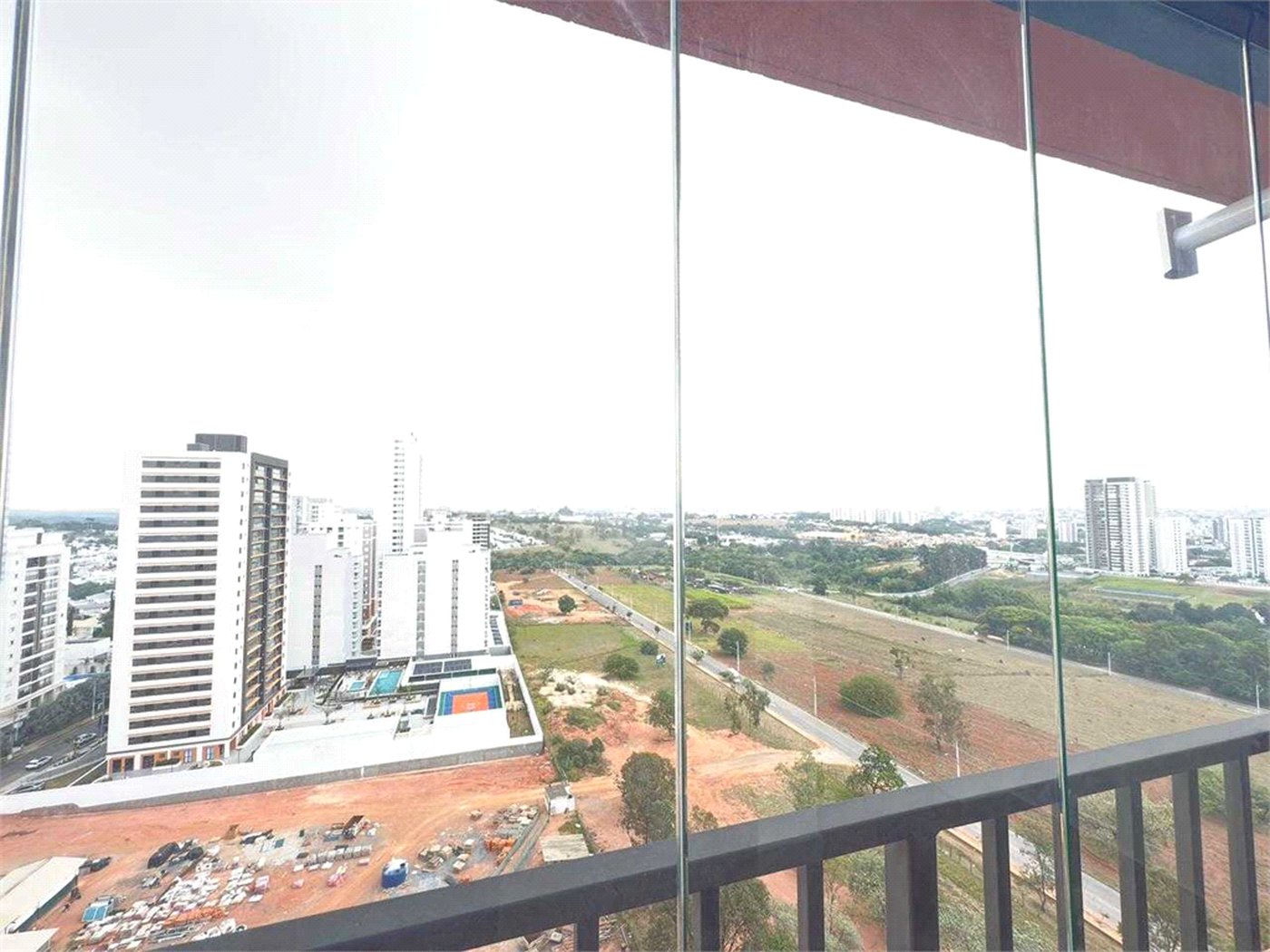 Apartamento à venda com 1 suíte em Parque Campolim, Sorocaba, SP