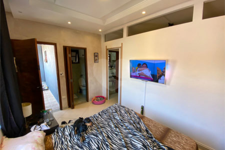 Sobrado à venda com 6 quartos, sendo 2 suítes,  em Vila Mazzei, São Paulo, SP