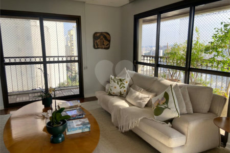 Apartamento à venda com 4 quartos, sendo 2 suítes, em Vila Andrade, São Paulo, SP