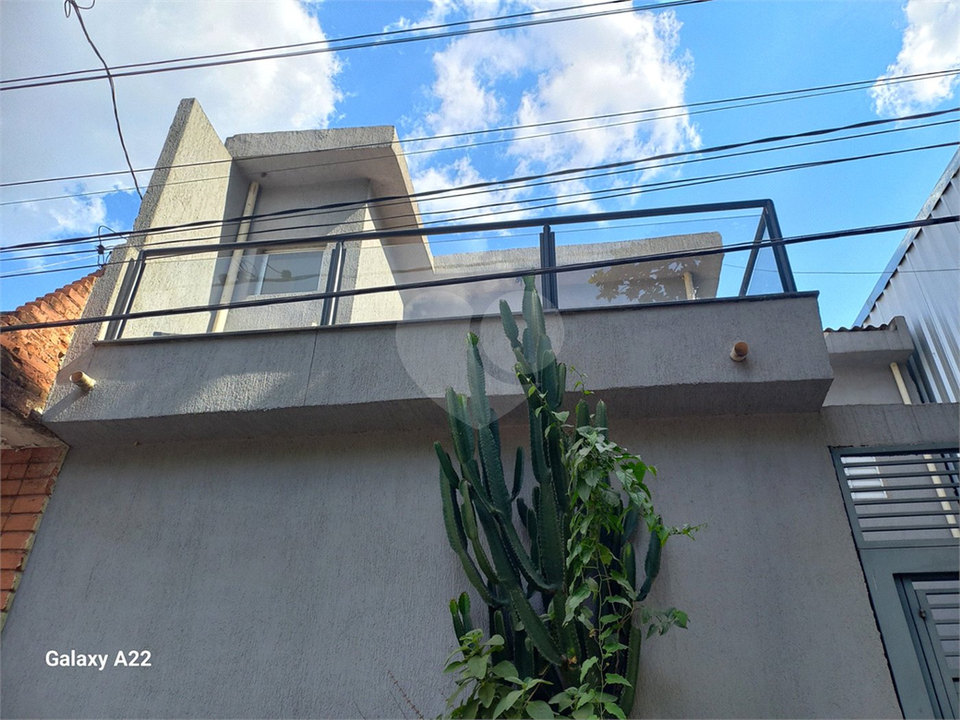 Sobrado à venda com 3 quartos, sendo 1 suíte, em Guaiaúna, São Paulo, SP