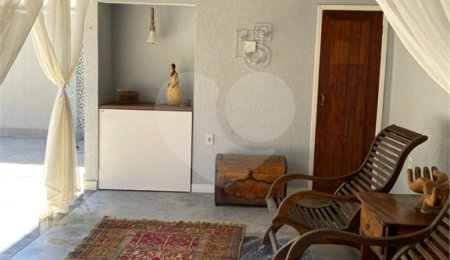 Casa em condomínio à venda com 3 quartos, sendo 2 suítes, em Caravelas, Armação dos Búzios, RJ
