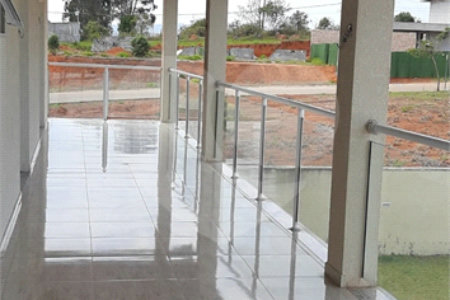 Casa à venda com 3 suítes no condomínio Parque Residencial Shambala 3, Atibaia - SP