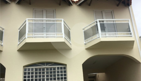Sobrado à venda com 4 quartos, sendo 1 suíte,  em Vila Rubens, Indaiatuba, SP