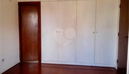 Apartamento à venda com 3 quartos, sendo 1 suíte,  em Vila Clementino, São Paulo, SP