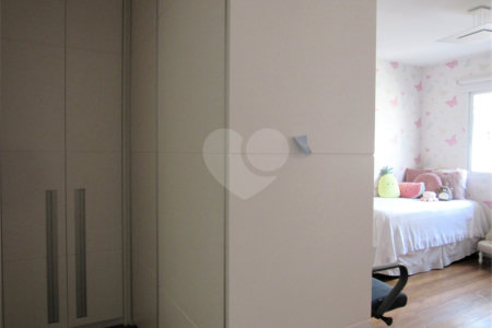 Casa à venda com 4 suítes no condomínio Dolce Villa, São Paulo - SP