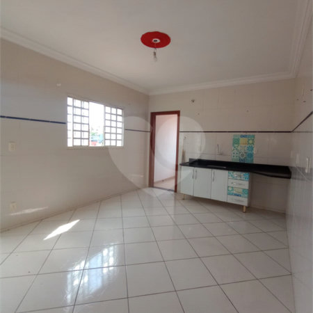 Casa à venda com 3 quartos, sendo 1 suíte, em Central Parque 4-l, Itapetininga, SP