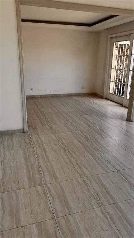 Sobrado à venda ou para alugar com 3 quartos, sendo 1 suíte, em Alto da Lapa, São Paulo, SP