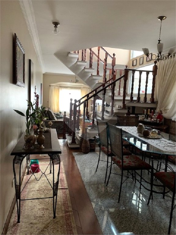 Sobrado à venda com 3 quartos, sendo 1 suíte, em Tremembé, São Paulo, SP