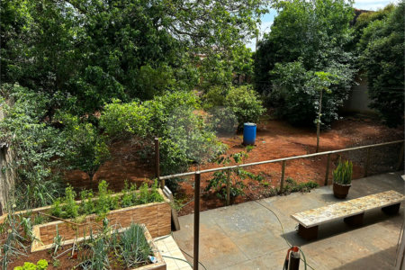 Casa à venda com 3 quartos, sendo 1 suíte, no Centro, Itapetininga, SP
