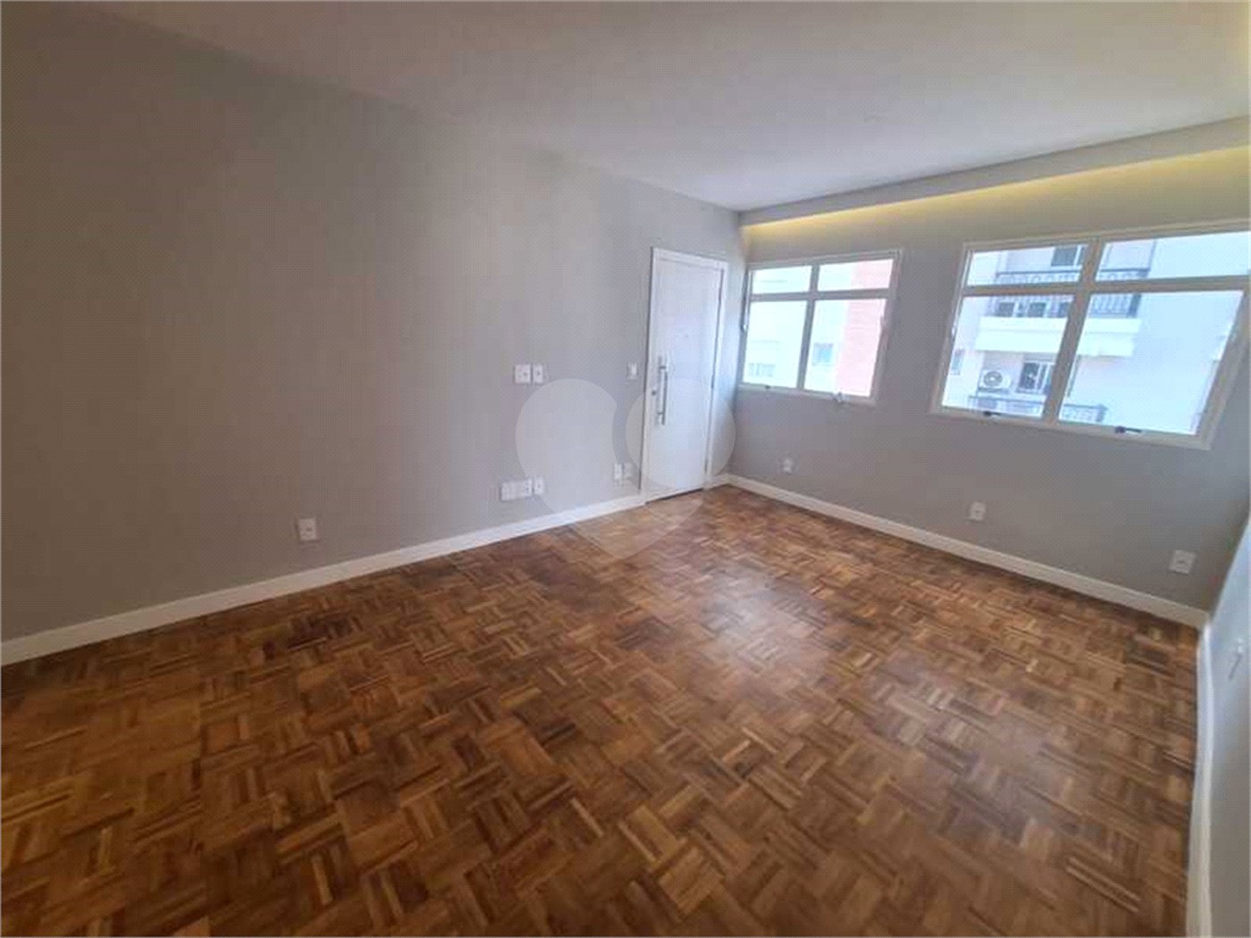 Apartamento à venda com 3 quartos, sendo 1 suíte, em Itaim Bibi, São Paulo, SP